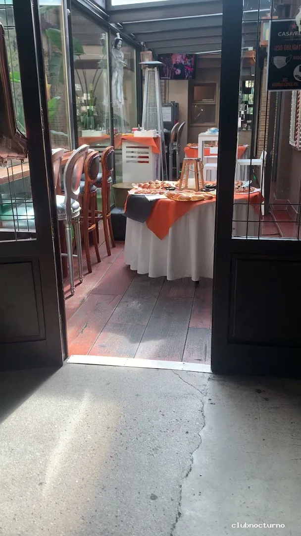 Casavella Lounge & Afterwork