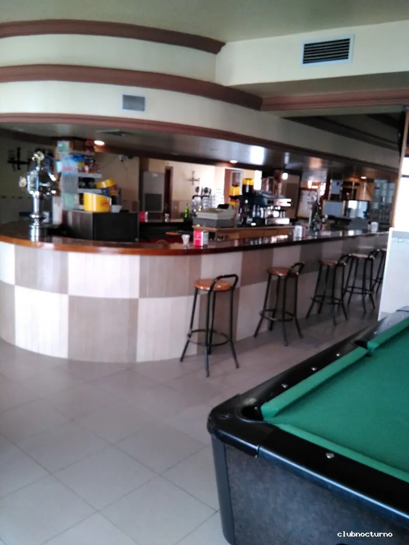 Café - Bar - Discoteca TÍVOLI