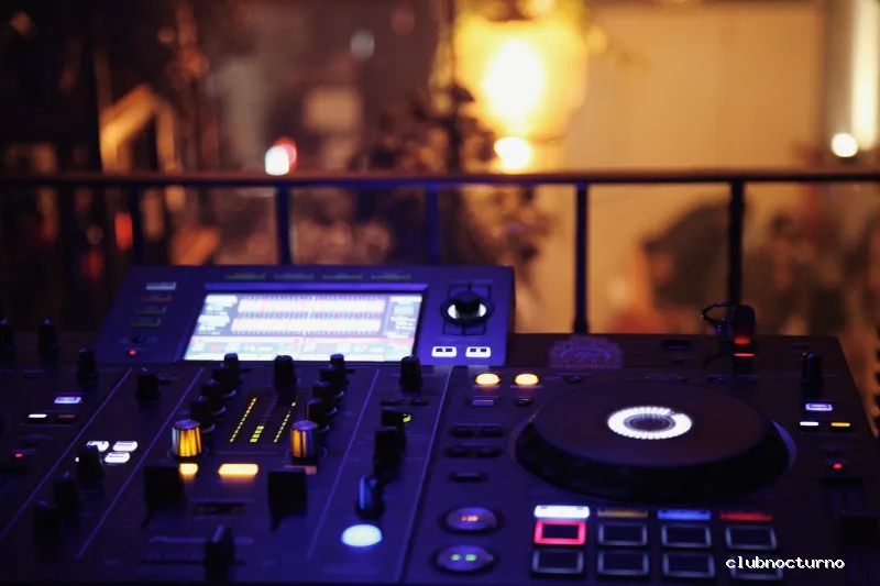 LA ROSE SHISHA LOUNGE BAR