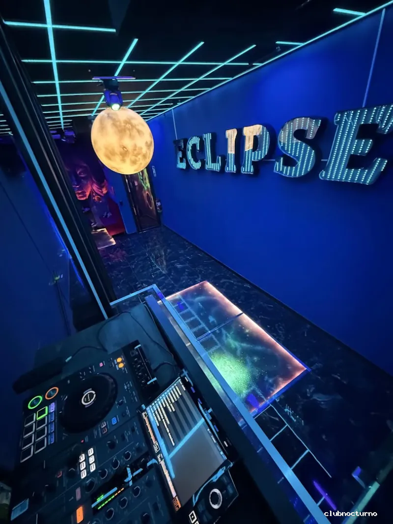 Sala Eclipse