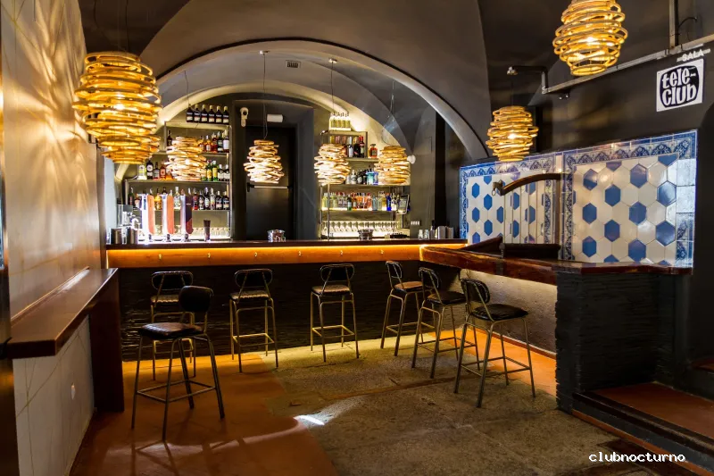 Caballerizas, Jardin y Copas