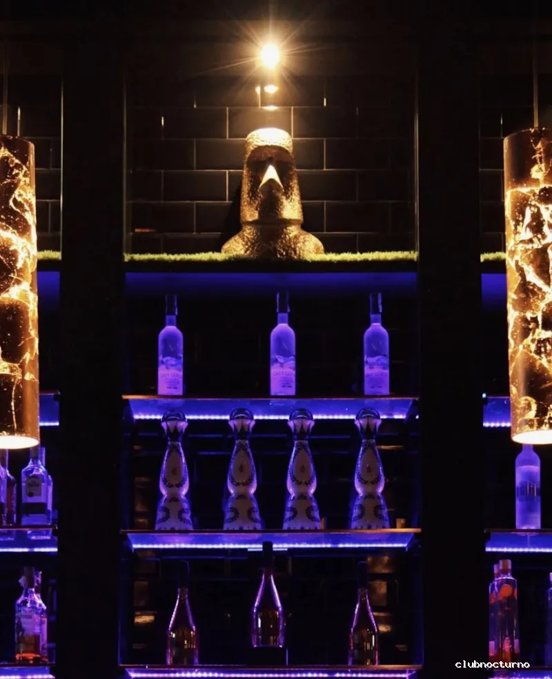 Black And White Club Mataro