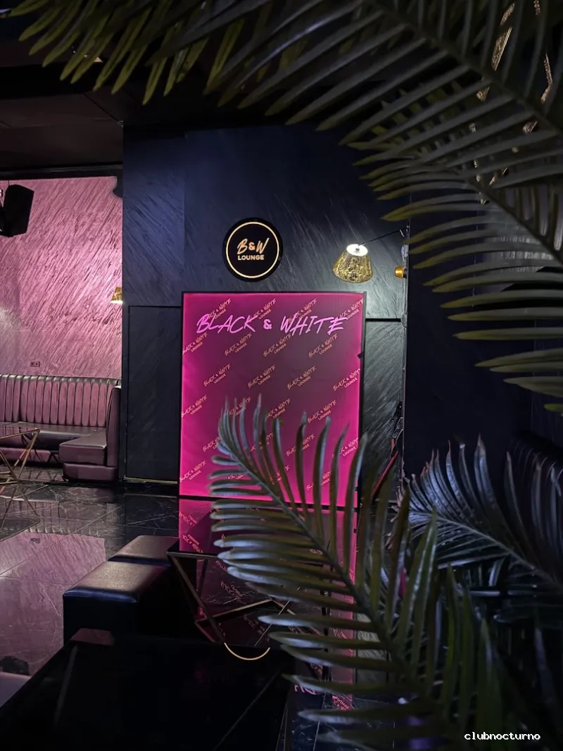 Black And White Club Mataro