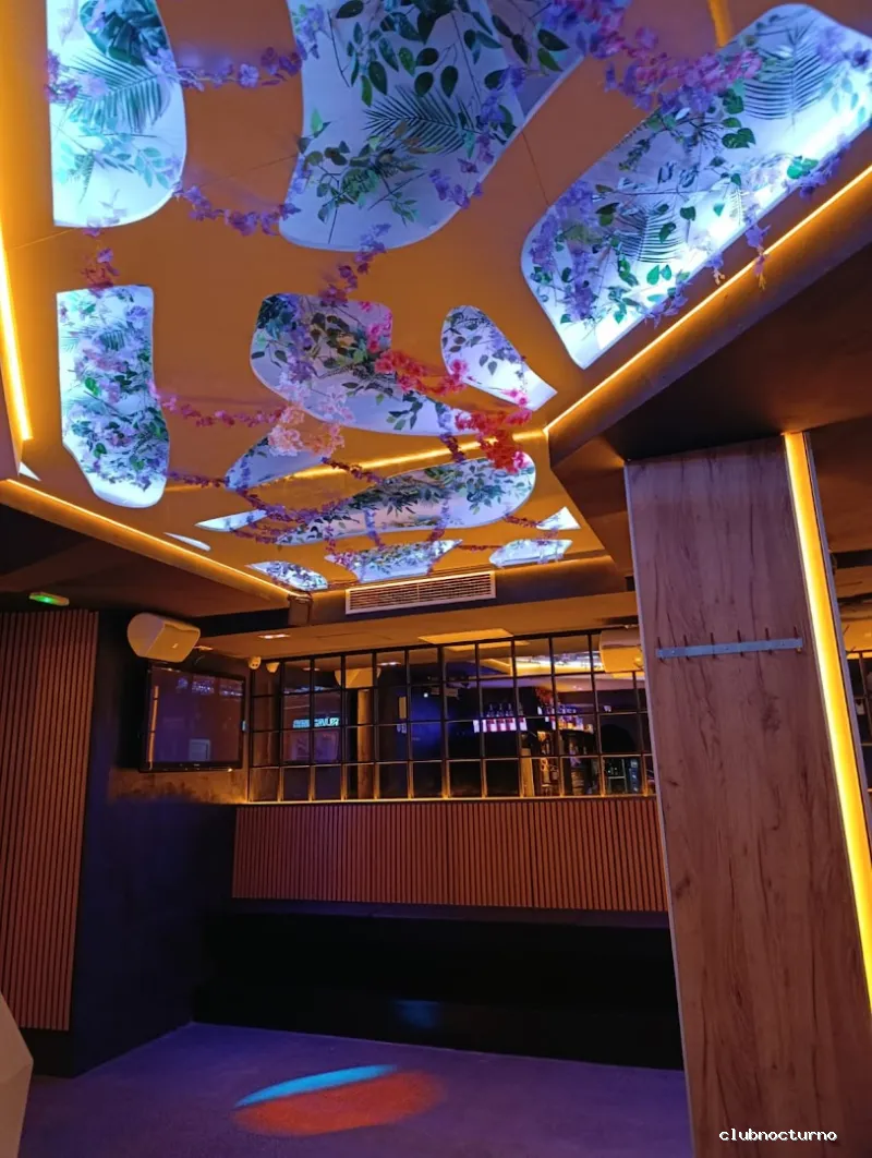 LAST DANCE by La Patente