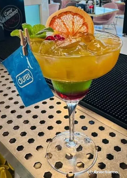 Gran Oasis "Night Club"