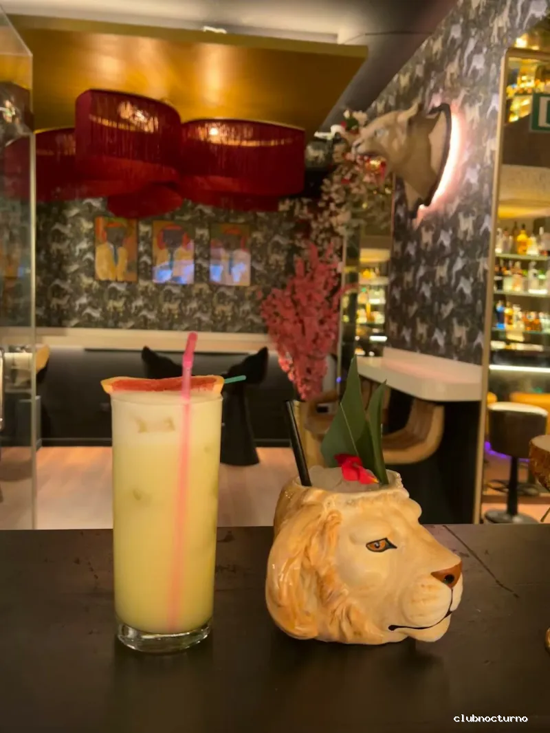 LEONA BAR COCTELERIA