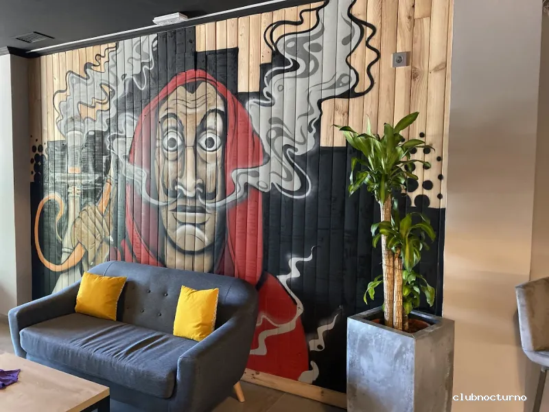 Grandma Club Hookahs