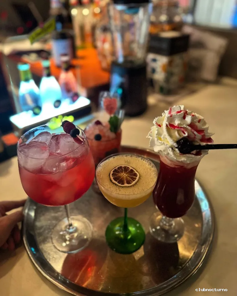 En vivo cocktail & gin pub