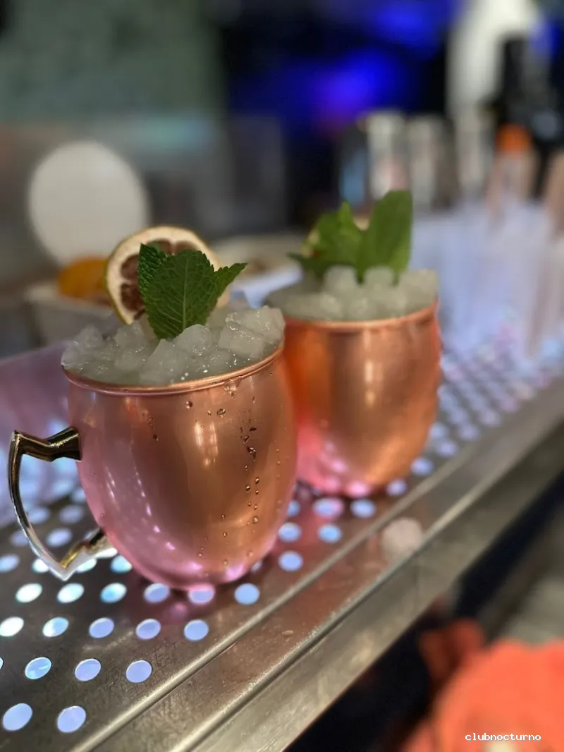 En vivo cocktail & gin pub