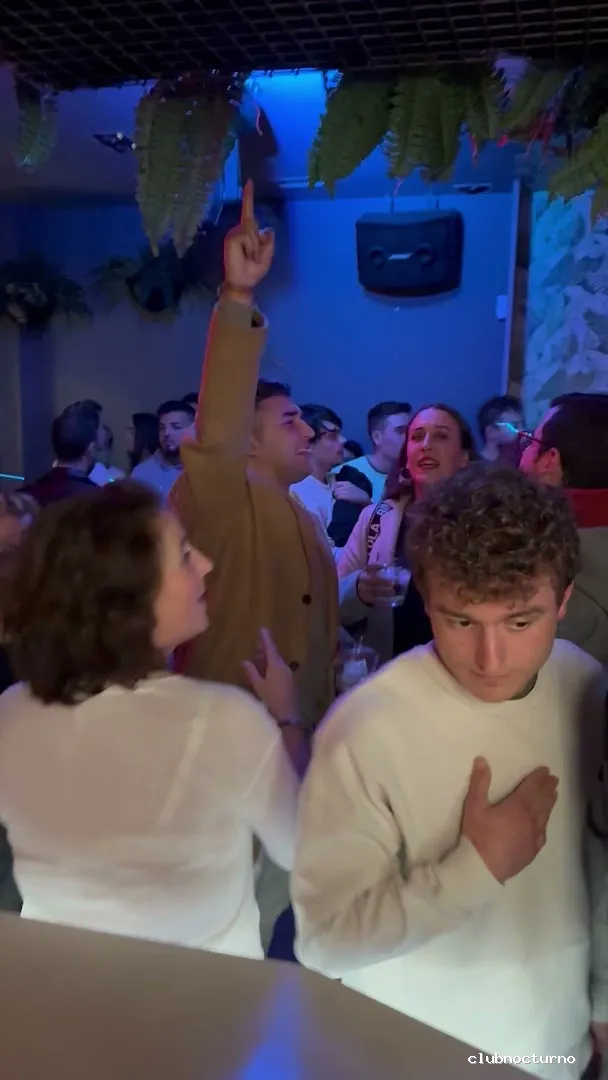 En vivo cocktail & gin pub