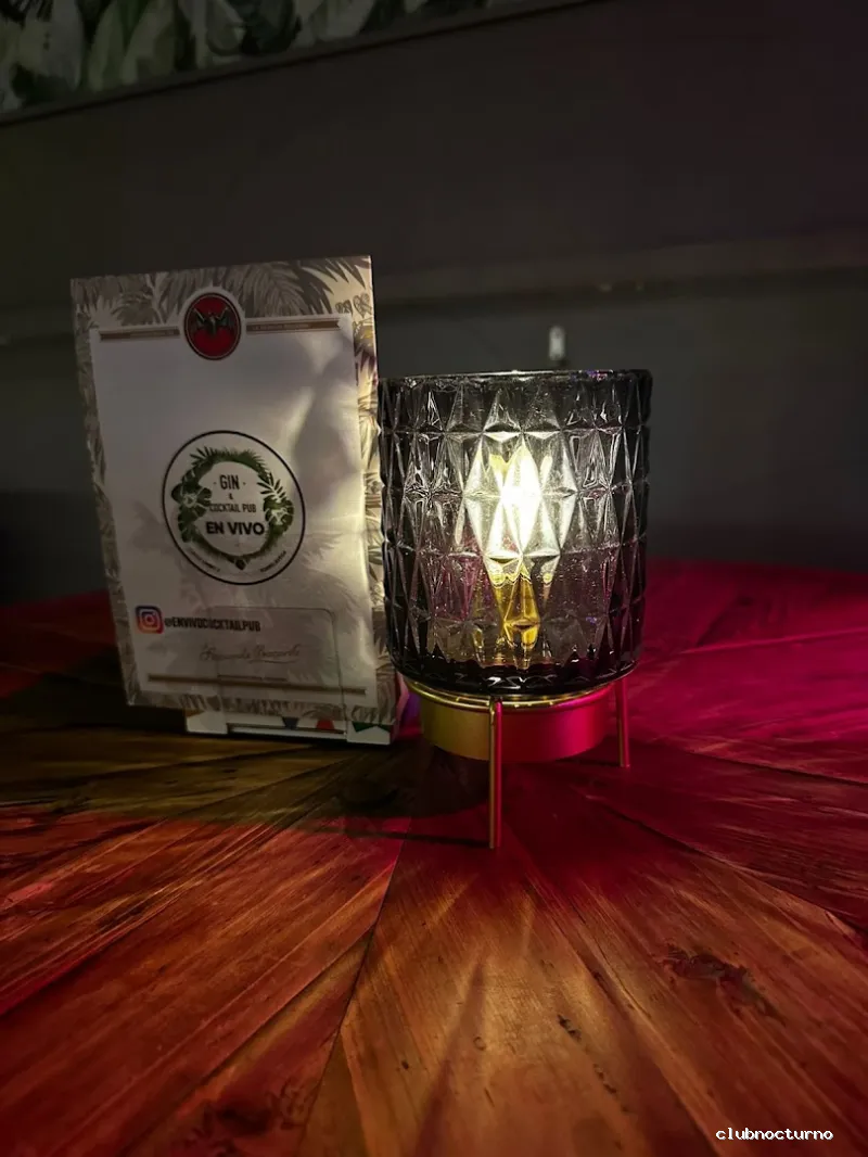En vivo cocktail & gin pub