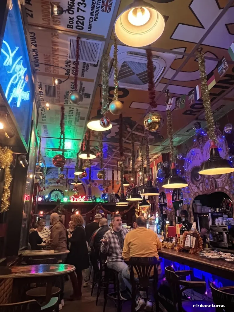 ROCKNROLLA MUSIC BAR