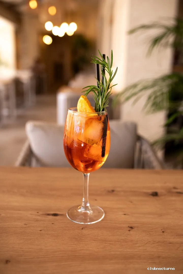 O´TARO Lounge Puerto Marina