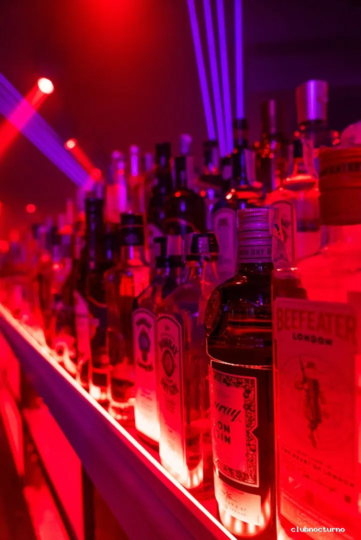 Sala & Hotel Flowers - Madrid