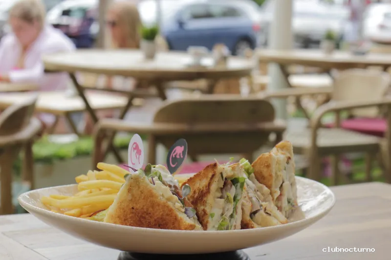 Beach Club La Carihuela - Restaurant & Lounge Bar