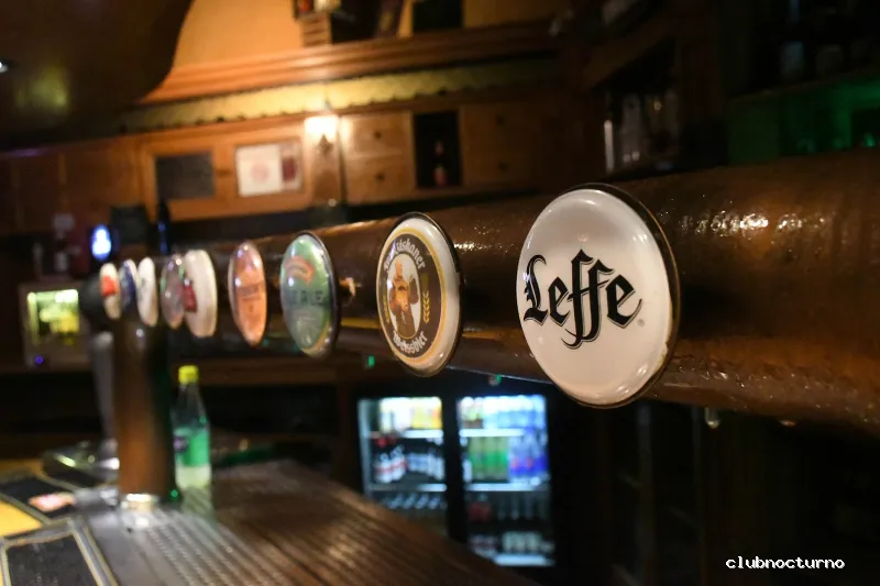 Loch Ness Pub (El Lago)