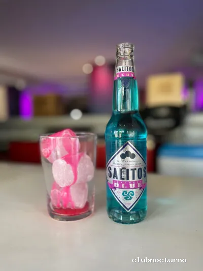 AWACATE TROPICAL PUB