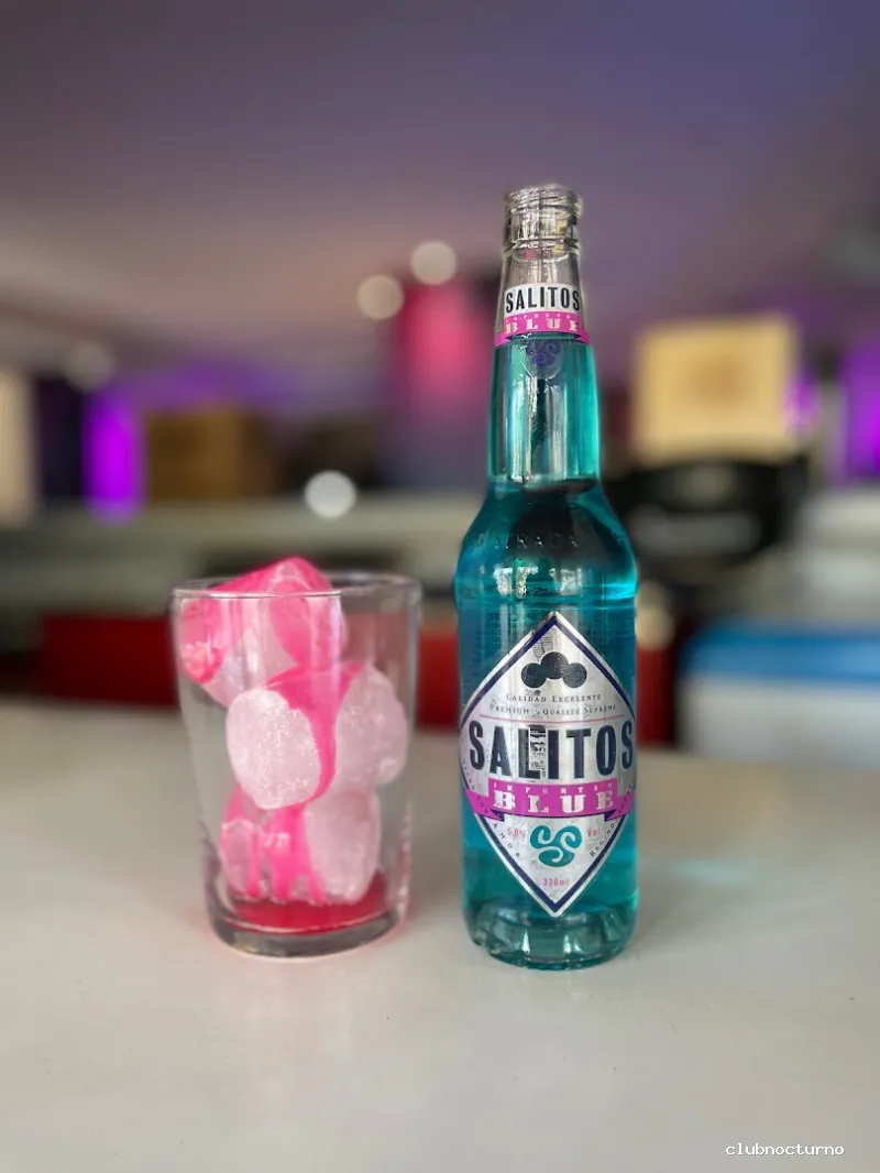 AWACATE TROPICAL PUB