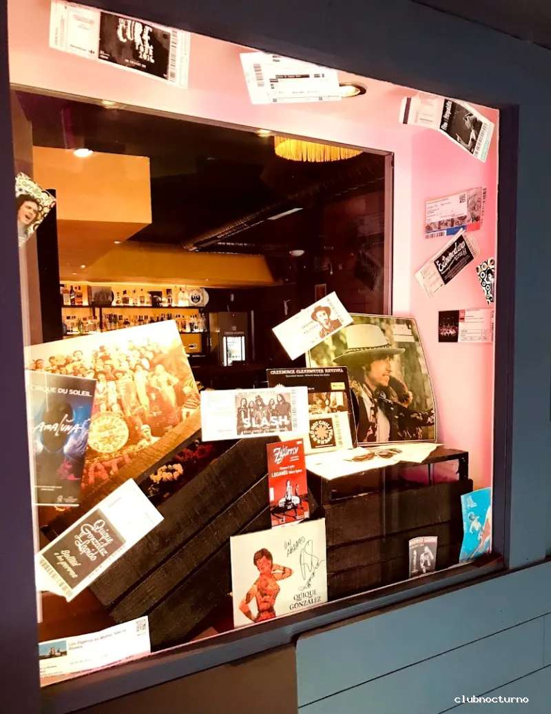 Lady Drama Indie Rock Bar