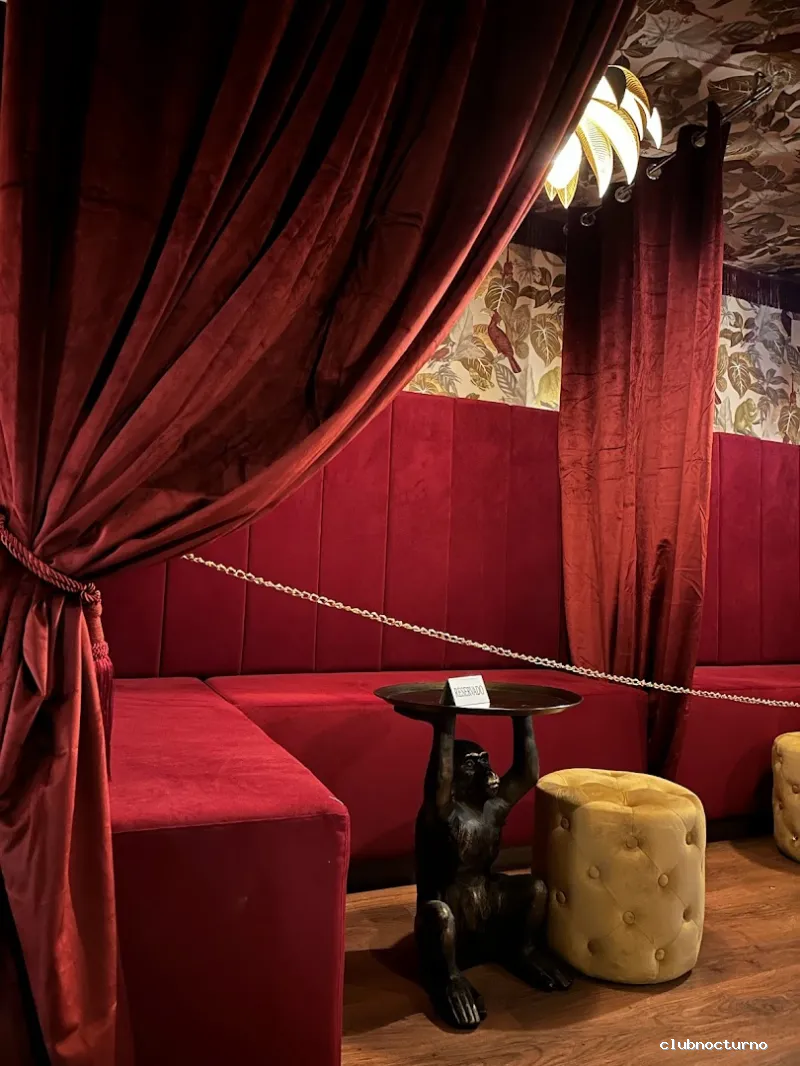 The 1800 Cocktail Bar