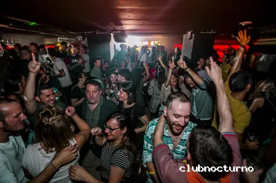 Tardeo Granada | El Tardeo de música Indie & Hits