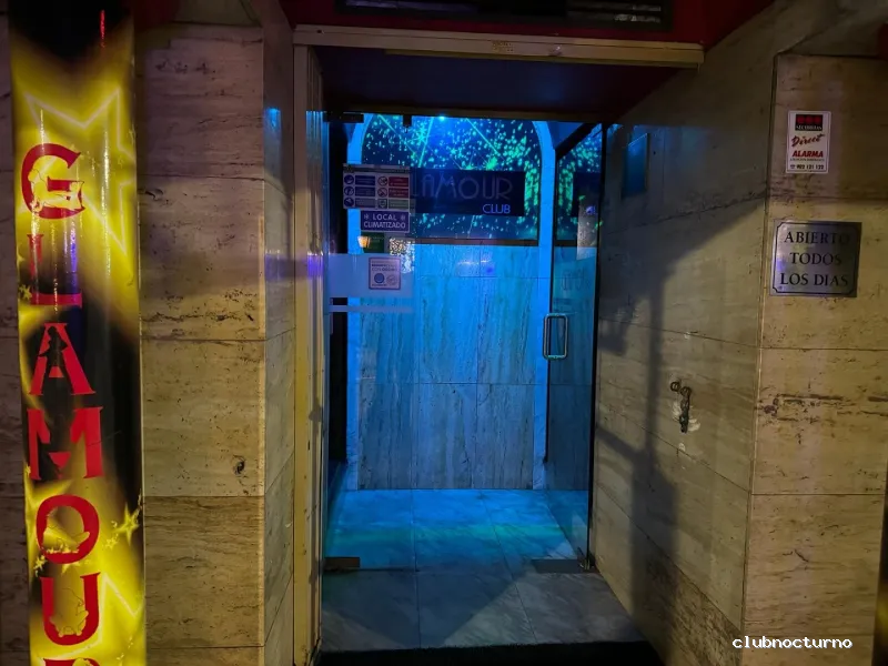 Glamour Club Music Hall