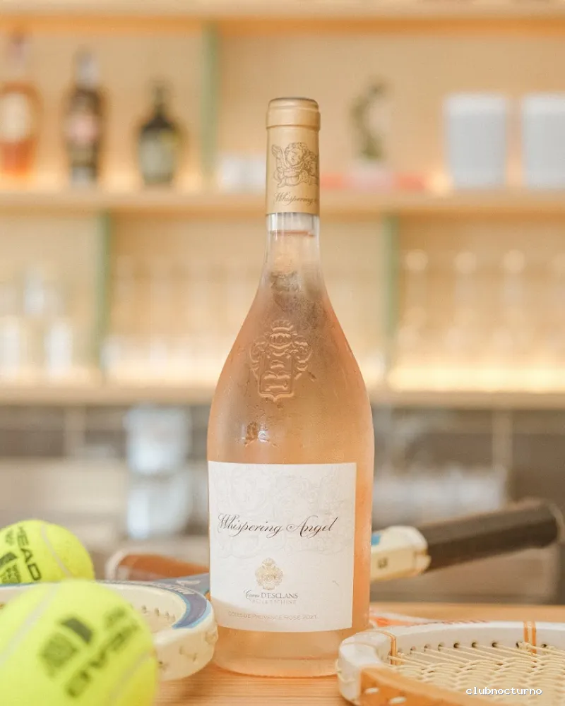 Pins Padel Club House