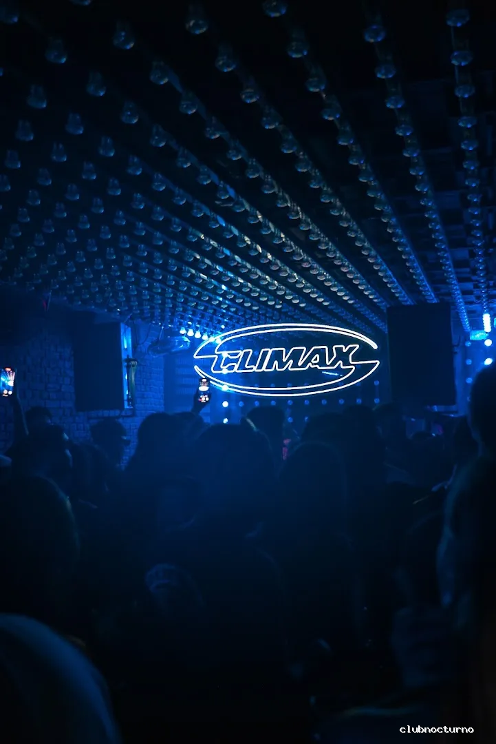 CLIMAX CLUB