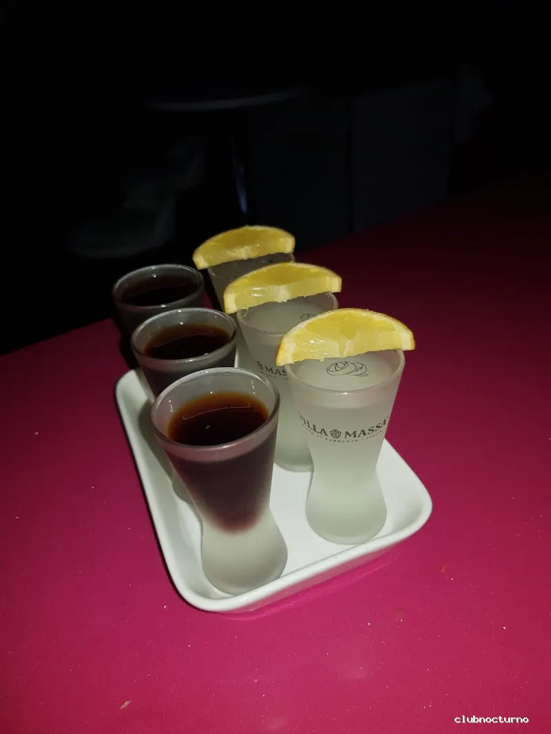 Hibou Shishas & Cocktails