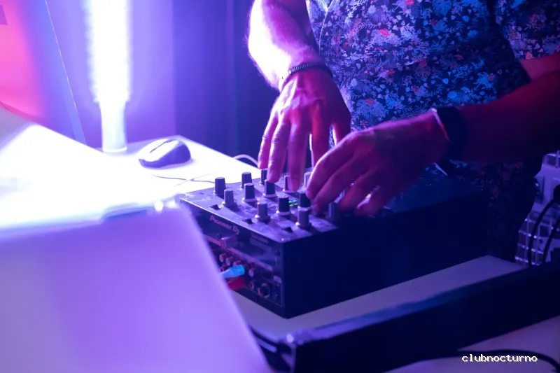 100Momentos - Club Swinger Madrid