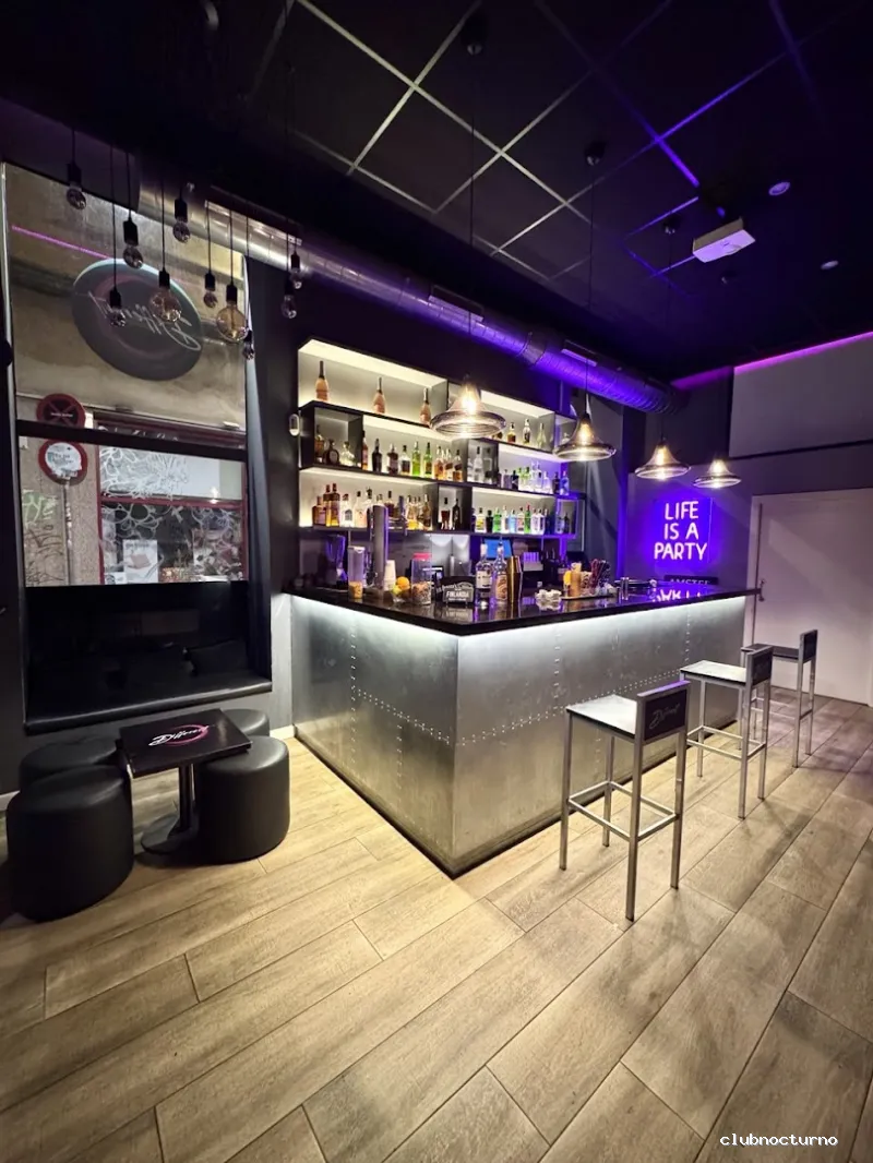 Different - Bar Musical & Lounge