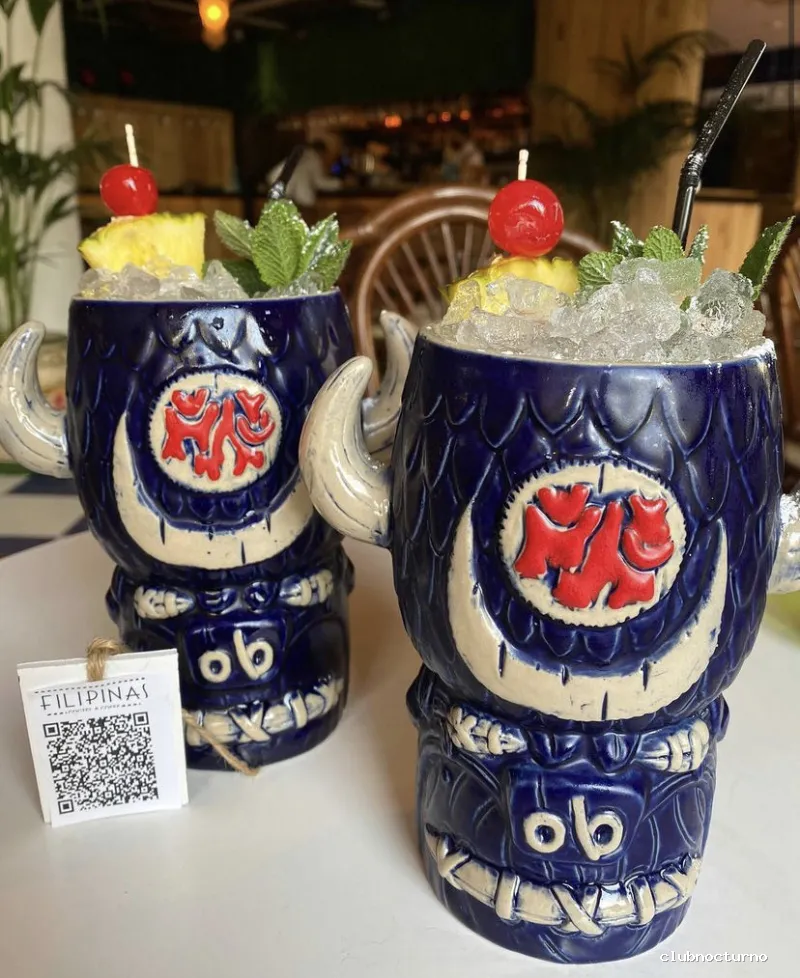 FILIPINAS Café y Cóctel