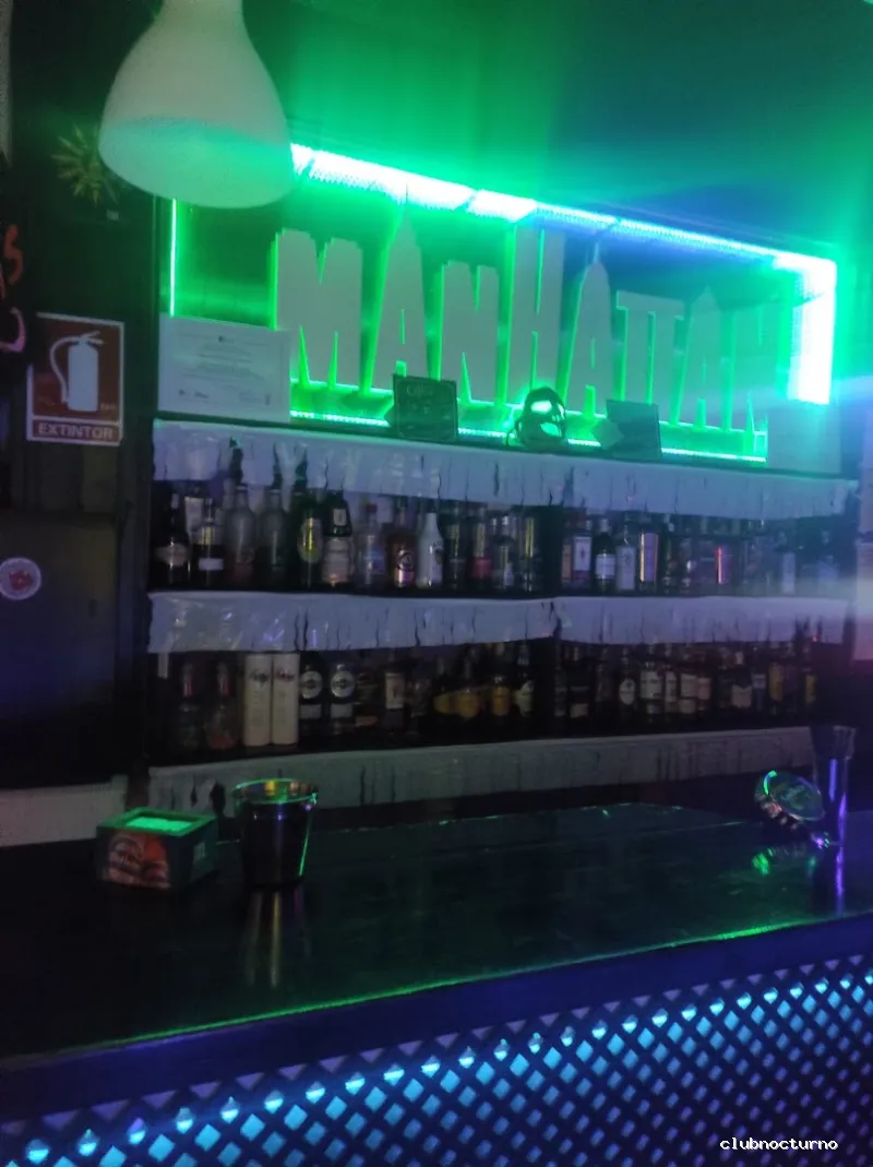 Pub Manhattan