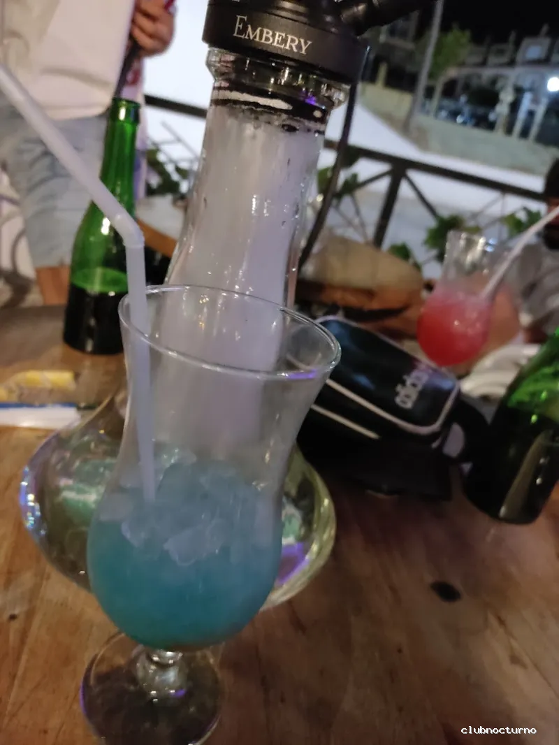 Pub.Moon terraza Tomares