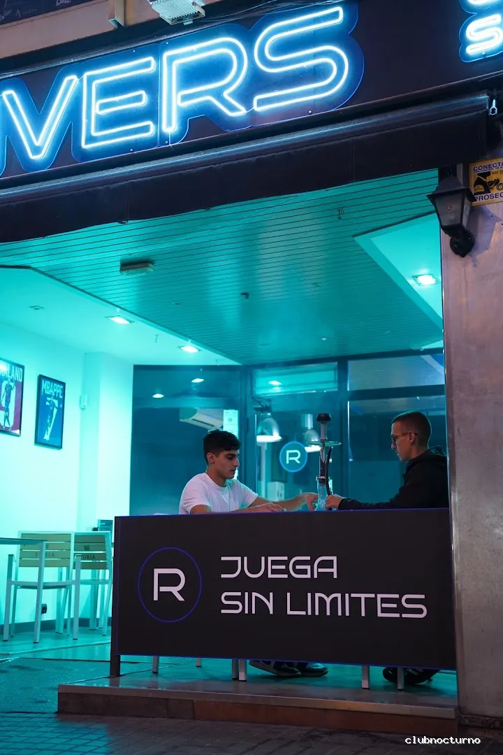 ROMVERS SHISHA LOUNGE SPORTS BAR