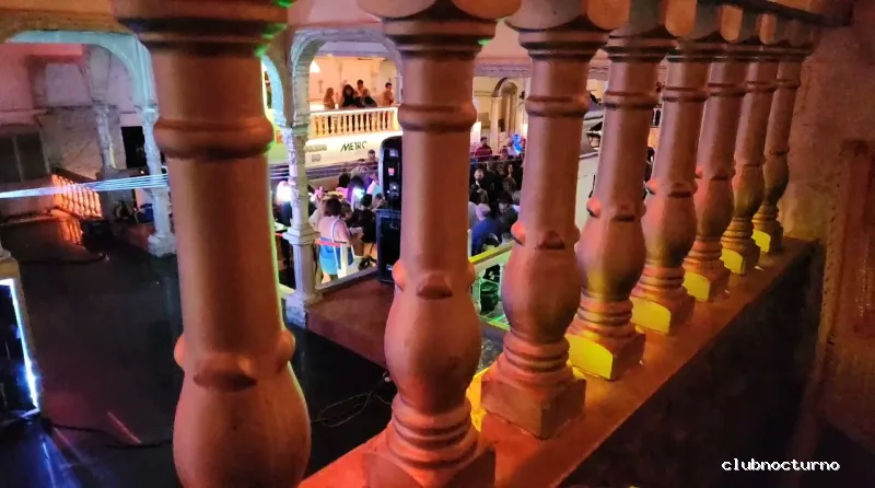 DISCOTECA DECADA 80 JEREZ