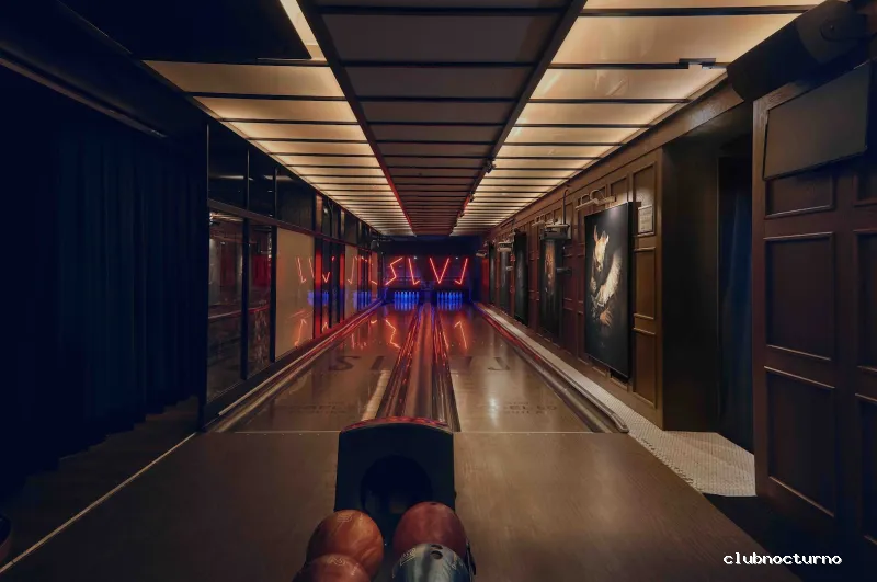 Feten club clandestino by SLVJ