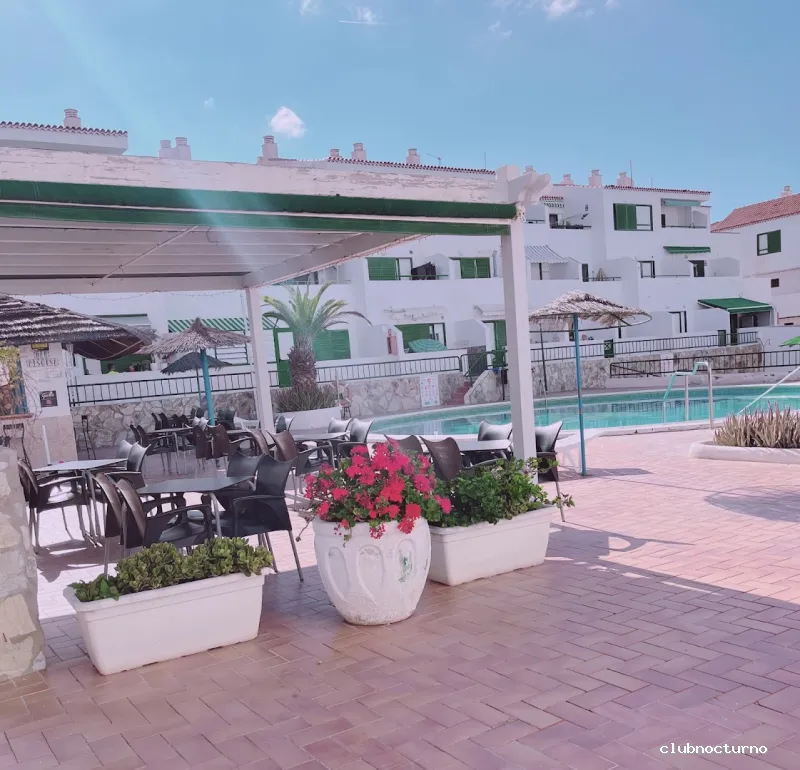 Bar Piscina Alondras Park