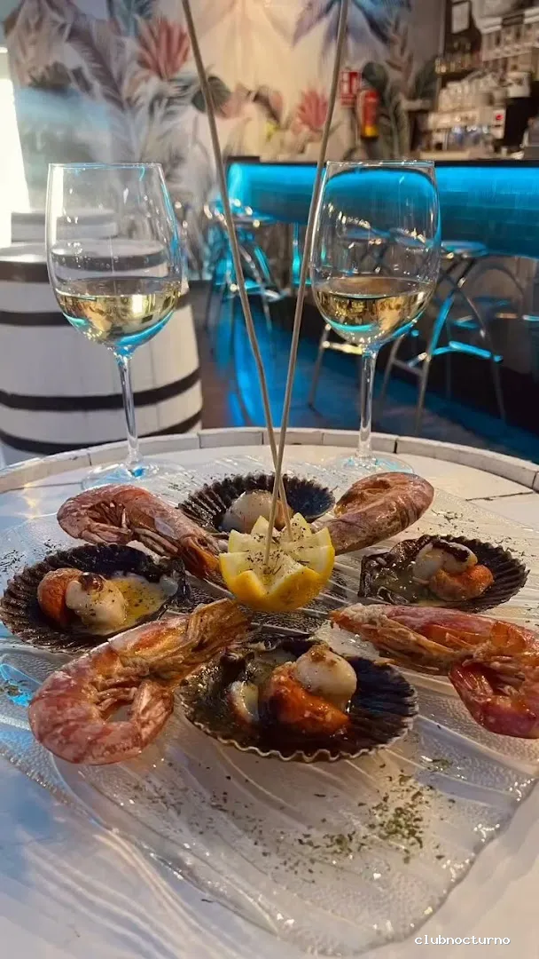 Tropical Paradise Gastro-Bar-Discoteca