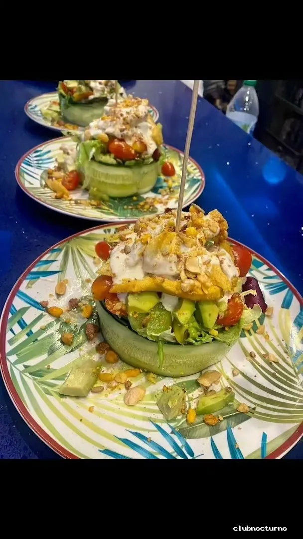 Tropical Paradise Gastro-Bar-Discoteca