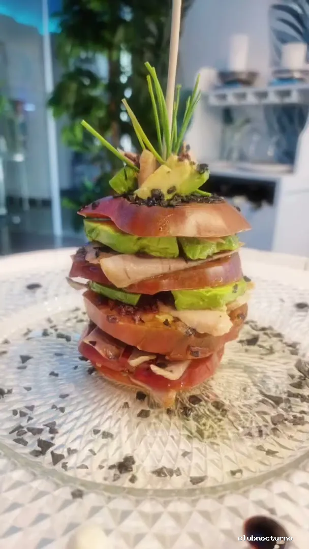 Tropical Paradise Gastro-Bar-Discoteca