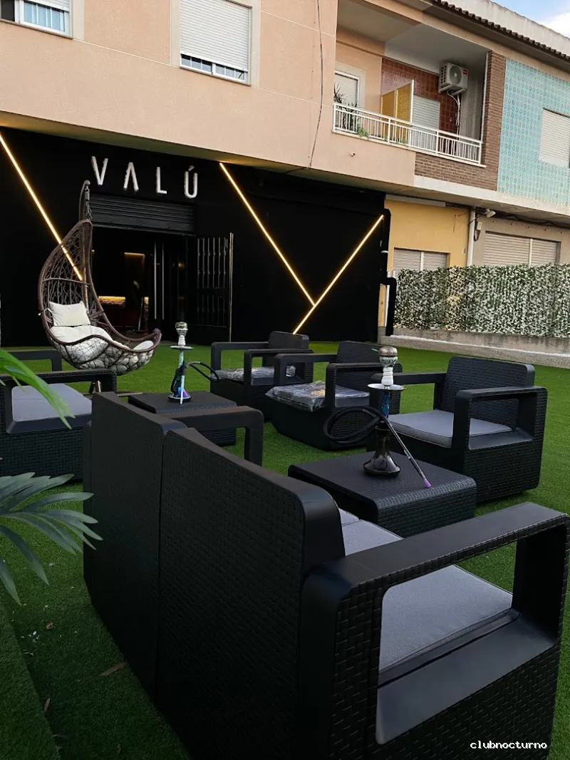 Valú Shisha Lounge