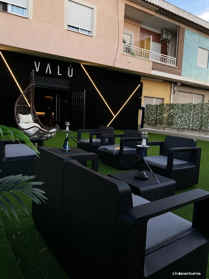 Valú Shisha Lounge