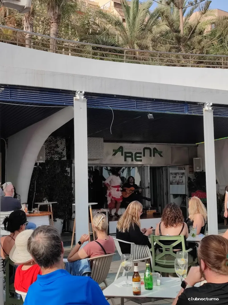 Arena Tropical Bar