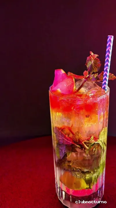 LA PROHIBIDA LOUNGE BAR