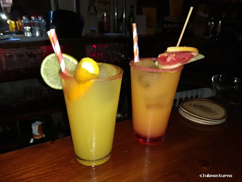 Còctel Bar La Cotxera