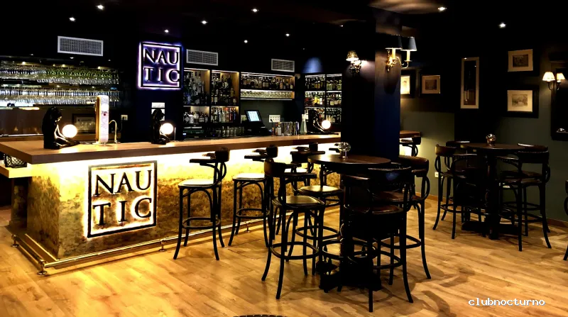 NAUTIC Fuengirola Bar Cocktails & Drinks