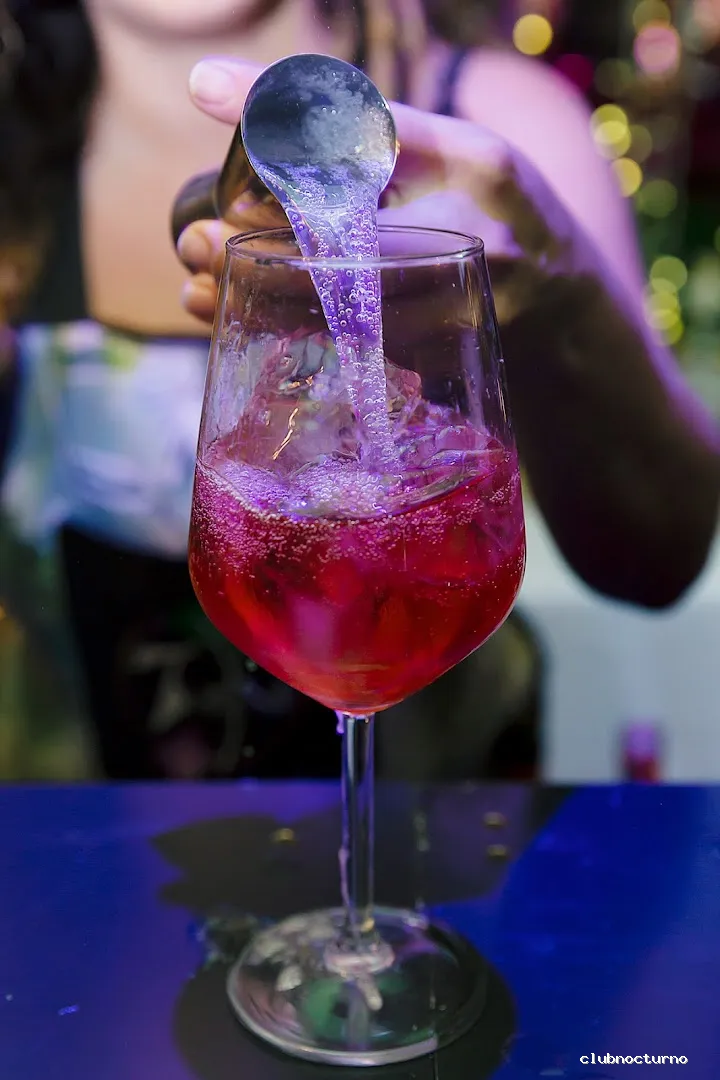 NAUTIC Fuengirola Bar Cocktails & Drinks