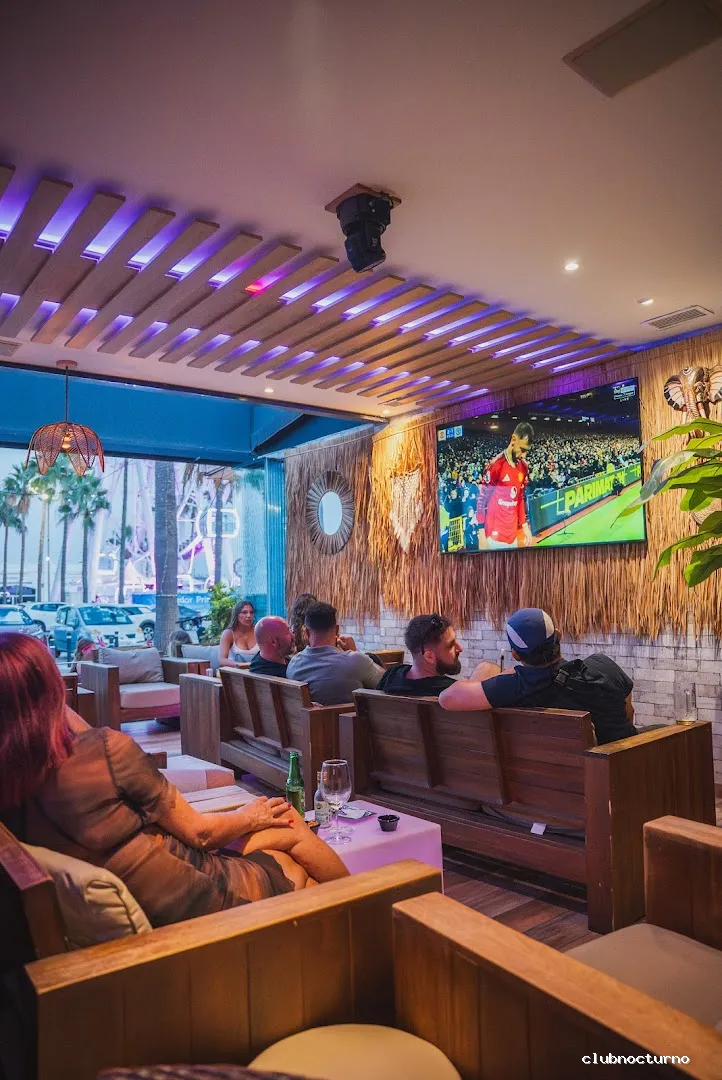 Los Brothers Puerto Marina