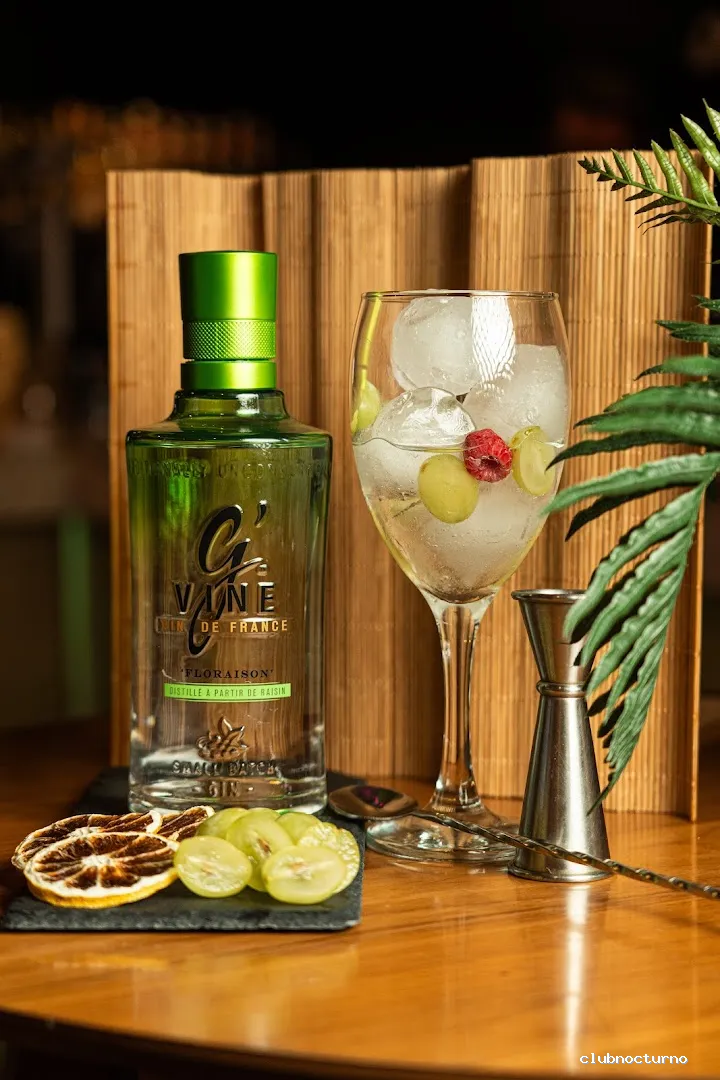 Los Brothers Puerto Marina